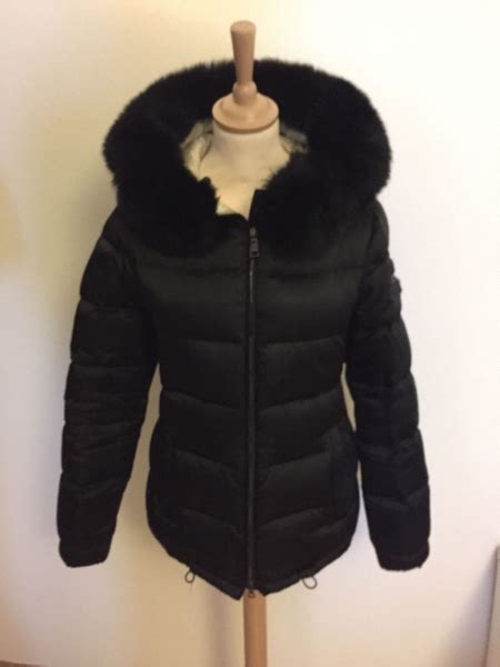 prada winterjacke mit pelz|Prada .